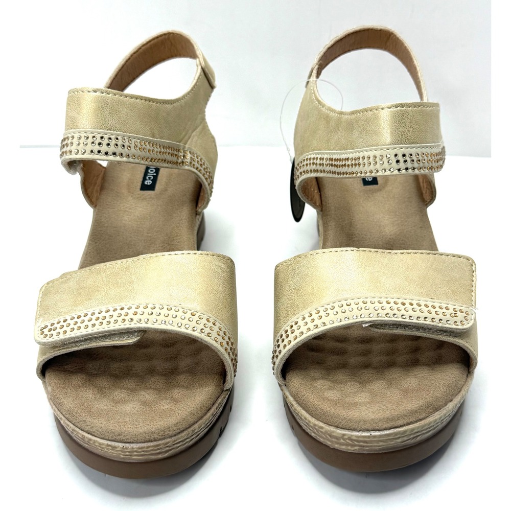 WOMEN'S GC SHOES JORDA WEDGES GOLD SIZE 6 NWT and BOX